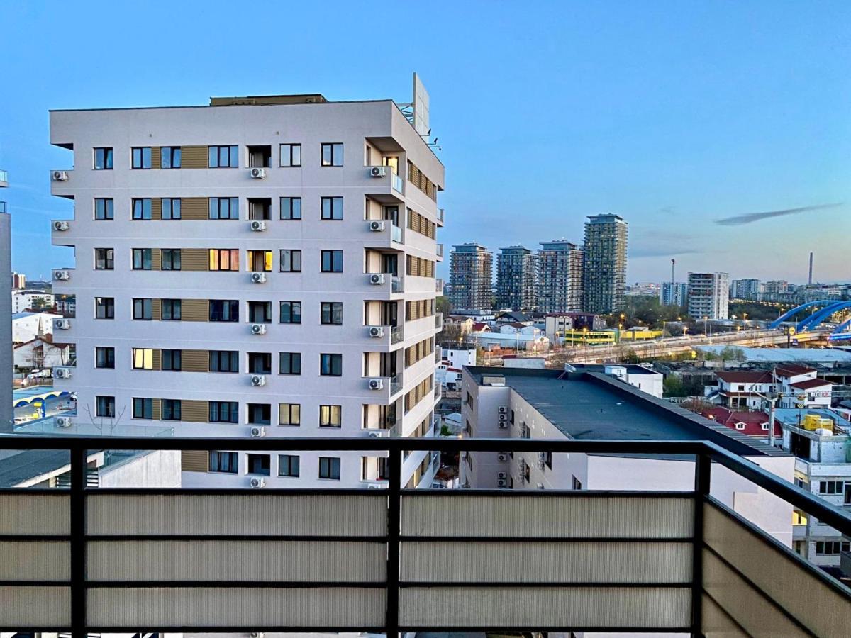 Sky Modern 1 Bedroom Apt W Free Parking 布加勒斯特 外观 照片
